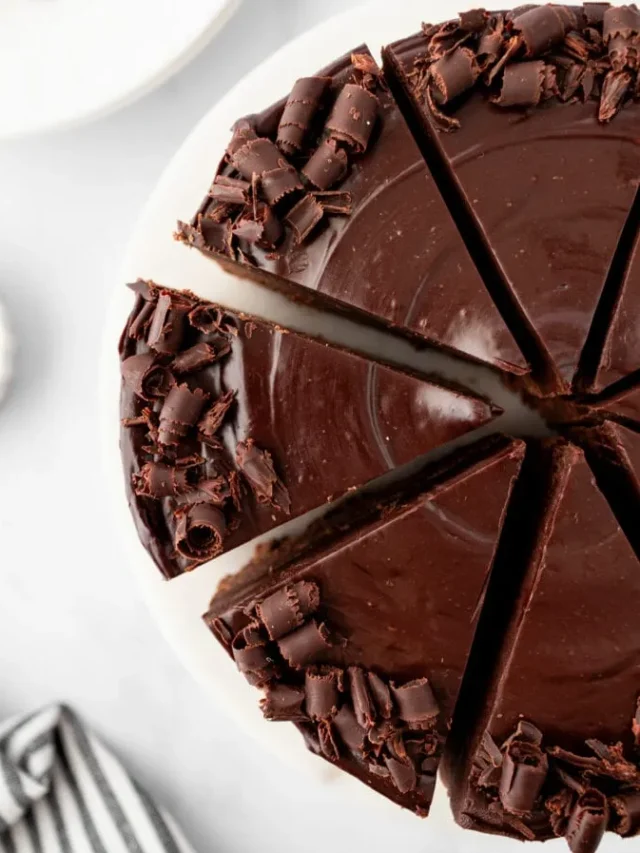 2 Ingredient No Bake Healthier Chocolate Cake (No Flour, Eggs, Butter or Oil)